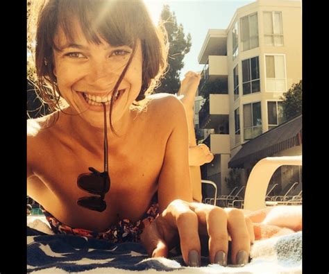 Naked Zara Prassinot Added 07 19 2016 By Benh