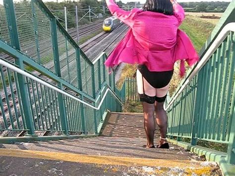 In The Pink On A Bridge Part 2 Gay Crossdresser Crossdresser Porn Feat DonnaCDUK XHamster