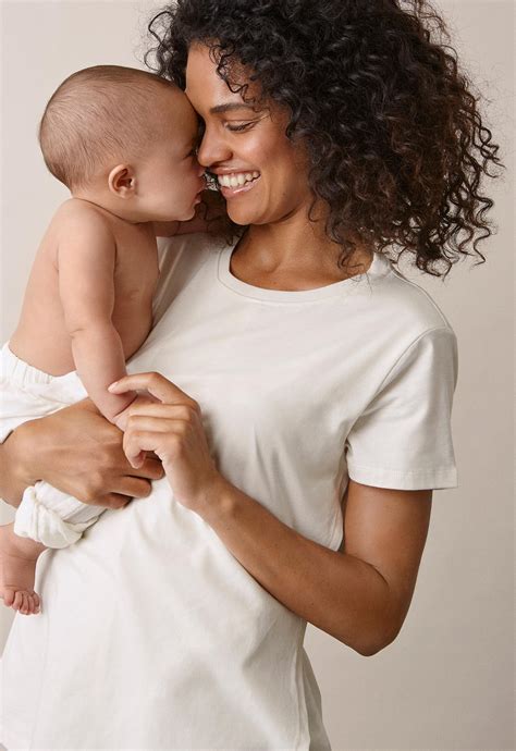 Maternity T Shirt With Nursing Access Tofu Boob Design