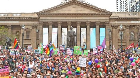 Same Sex Marriage Thousands Rally In Melbourne To Support Marriage Equality Herald Sun
