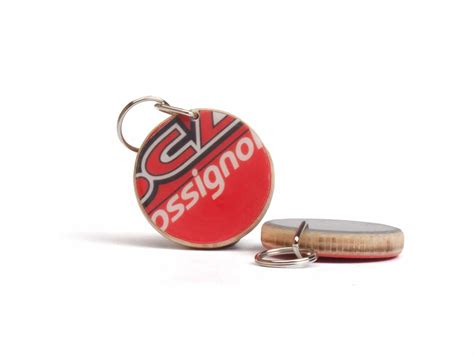 Snowboard-Schlüsselanhänger Recycling Schmuck | KURTS