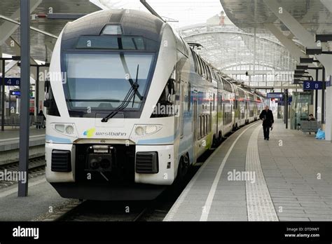 high speed salzburg vienna westbahn train  salzburg main railway