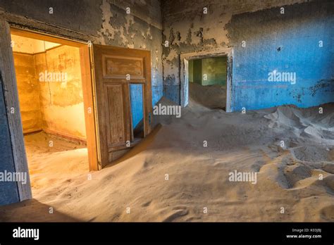 Abandoned ghost town of Kolmanskop in Namibia Stock Photo - Alamy