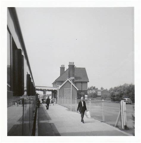 Woodham Ferrers Station Brian Whittle Cc By Sa Geograph