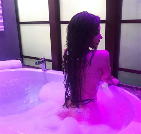 Molly Eskam Nude Photos Videos TheFappening