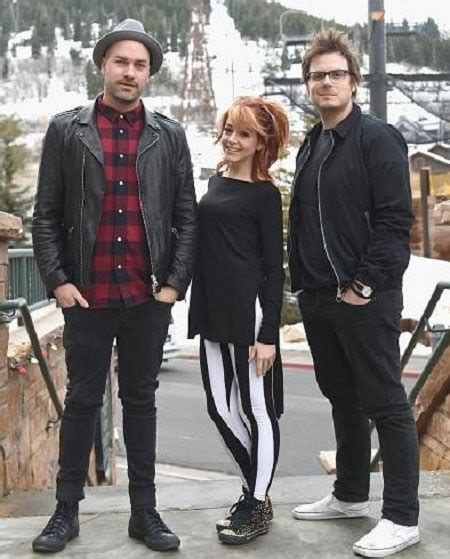 Lindsey Stirlings $12 Million Net Worth - How Did This Violinist