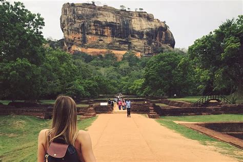 Visita Sigiriya La Antigua Fortaleza De Roca De Negombo