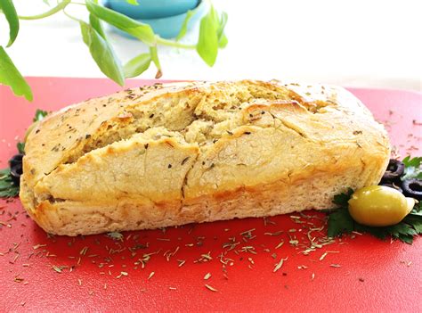 No Knead Badia's Herbes de Provence Bread - Badia Spices