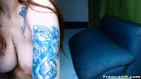 Super Hot Tattooed Babe Fingering With Her Pussy