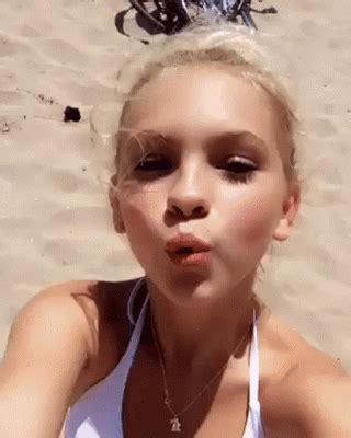 Bikini Gifs Sex Gifs Porn XXX GIFs 3900674 PICTOA