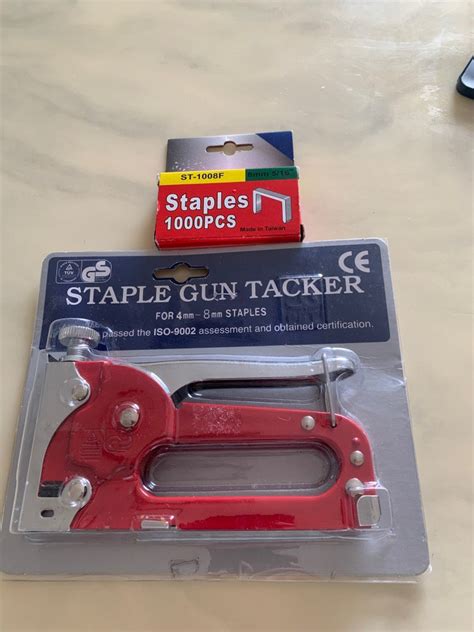 Staple Gun Tracker Everything Else On Carousell