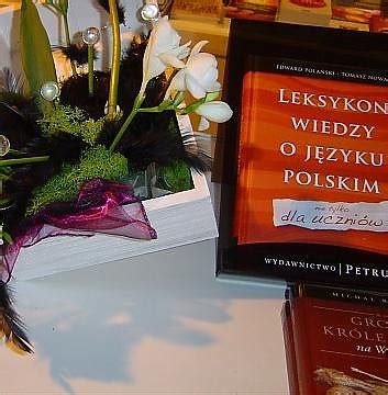 Szkoła Leksykon wiedzy o języku polskim