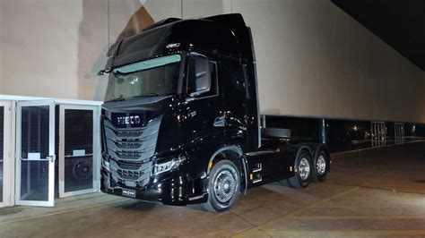 Iveco Apresenta O S Way No Brasil Com Motor De Até 540 Cv