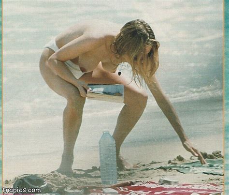 Uma Thurman Nude And Topless Pics The Fappening