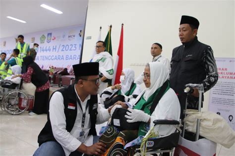 Cuaca Panas Masuk Asrama Haji CJH Kota Mataram Disiapkan Payung