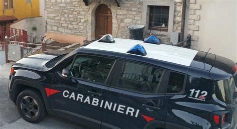 Colpito Da Infarto Rischia Di Morire In Auto Salvato Dai Soccorsi