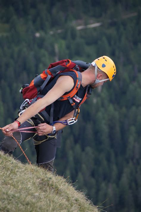 Mountain Climbing Mountaineer Free Photo On Pixabay Pixabay