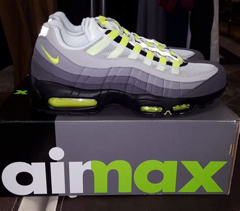 Nike Air Max 95 OG Neon 2015 - Sneaker Bar Detroit