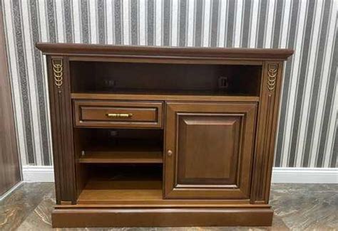 Тумба под телевизор Италия | Festima.Ru - Мониторинг объявлений