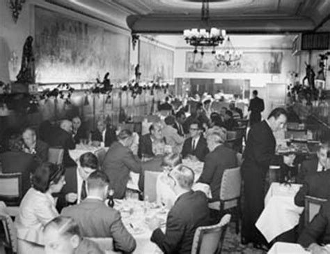 Why were obsessed with new and iconic restaurants - Seasoned Traveller