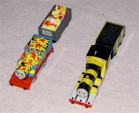 Tomy Trackmaster Thomas And Friends Paint Splatter Thomas And James Busy