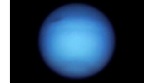 nasas webb telescope captures clearest view  neptunes rings