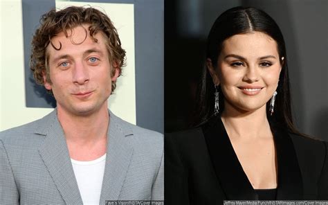 Jeremy Allen White Ditches Wedding Ring Amid Selena Gomez Dating Rumors