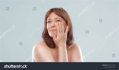 Sexy Mature Naked Woman Touches Cheek Stock Photo 1759251050 Shutterstock