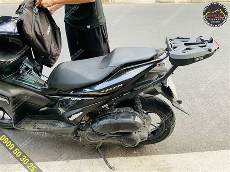 Baga sau Givi SRX S cho xe Yamaha NVX AEROX 155 2021 chính hãng