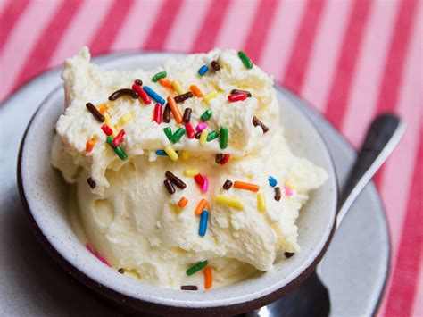 Soft And Rich Vanilla Frozen Custard Recipe