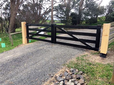 Timber Gates | Design Styles - Gippsland Timber Gates