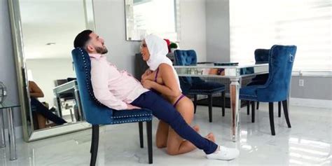 Naked Cleaning Tnaflix