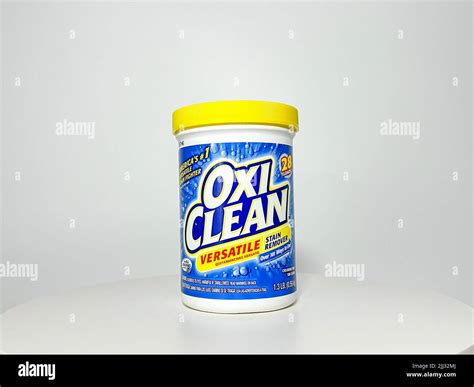 Oxi cleaner -Fotos und -Bildmaterial in hoher Auflösung – Alamy
