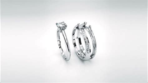 Необычное кольцо трансформер 2 в 1 из белого золота с бриллиантами ...