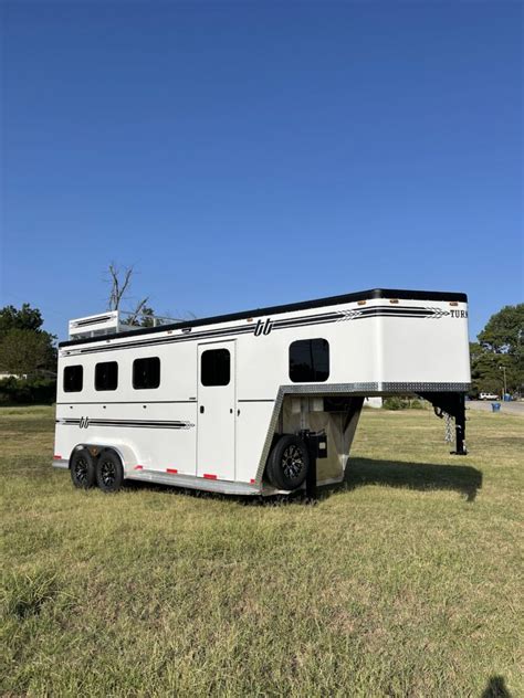 Reverse Slant Load Trailers Turnbow Custom Luxury Horse Trailers Oklahoma