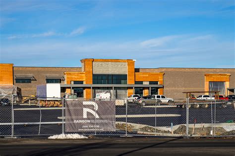 Introducing Yoke’s “Freshest” Market | Bernardo Wills | Spokane