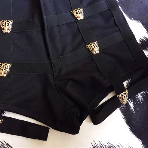 Черные женские шорты в стиле рок-панк с металлическими леопардовыми ...