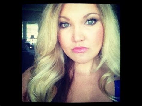 MAC Naked Lunch Satin Taupe Eyeshadow Tutorial YouTube