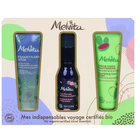 Le coffret Mes Indispensables Voyage proposé par la marque Melvita est