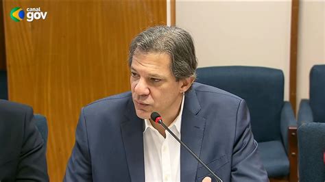 Haddad diz que seguirá buscando meta de déficit zero em 2024 e espera