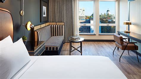 Hotel Rooms & Suites in Sacramento, CA | Hyatt Centric Downtown Sacramento