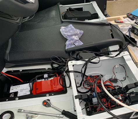 Предохранители Mercedes-Benz Sprinter 907 910 и реле с описанием и ...