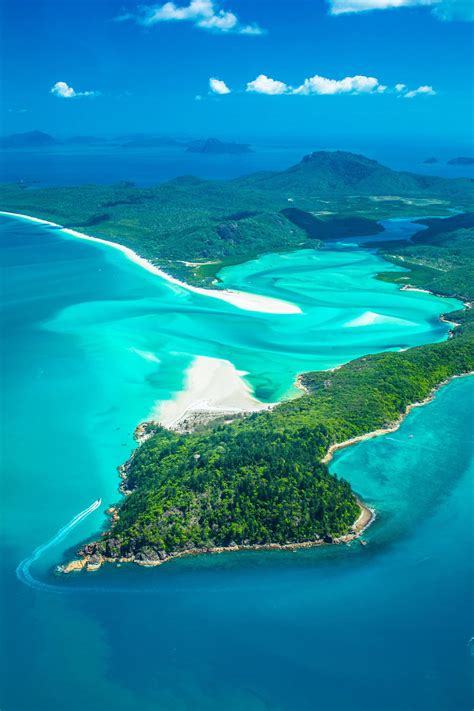 Whitsunday Islands Between The Coast Of Queensland And The Great