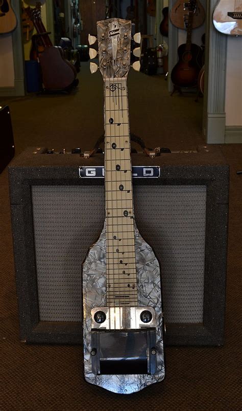 National Chicagoan Lap Steel Late 50s