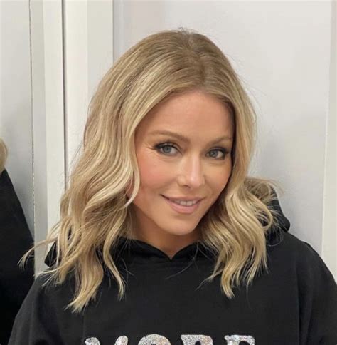 Kelly Ripa Makeup Tips Saubhaya Makeup