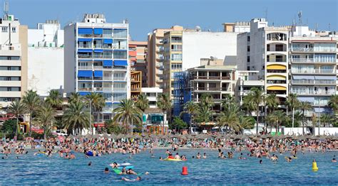 Mallorca Deutscher St Rzt Von Balkon Und Ist Tot