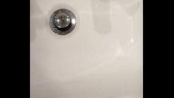 Pajote en el baño XVIDEOS