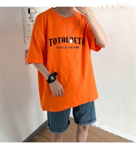 Top outfit phối đồ với áo thun form rộng nam cực Hot Trend