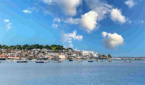 Ferry from Southampton to East Cowes, Isle of Wight - Tickets and Schedules