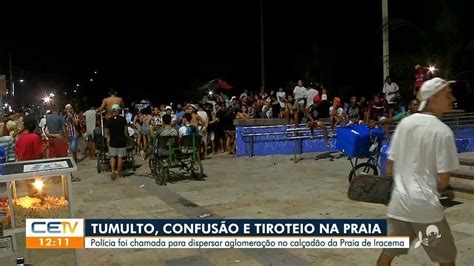 Ação da polícia para coibir aglomeração de pessoas provoca tumulto e